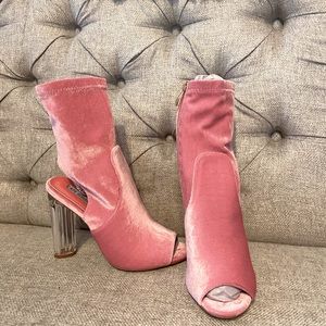 Pink velvet booties 💝